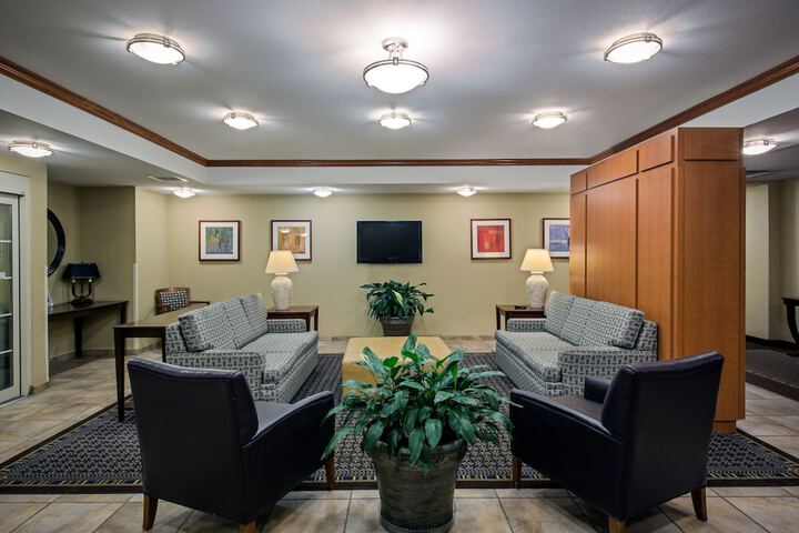 Hotel 6 of 37