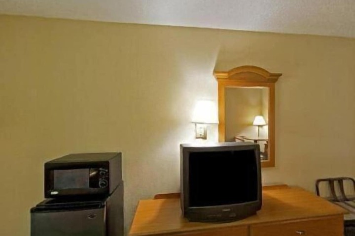 Americas Best Value Inn Grenada