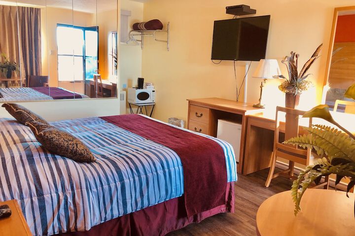 Room 8 of 31