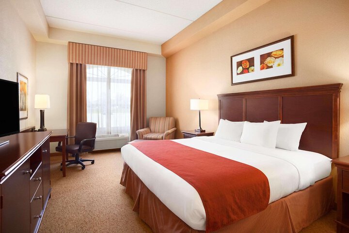 Room 15 of 25