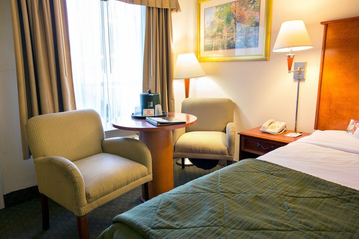 Room 15 of 23