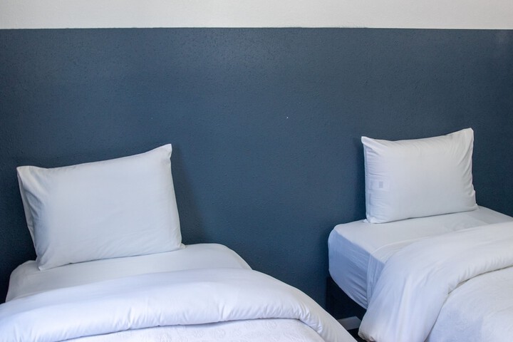 Room 18 of 34