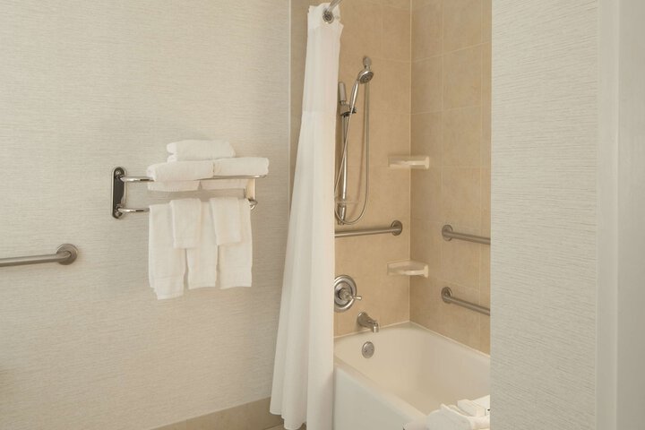 Room 20 of 43