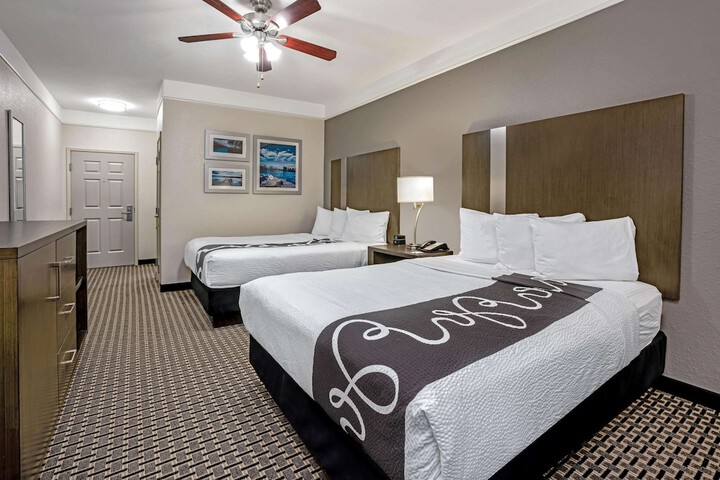 Room 21 of 31