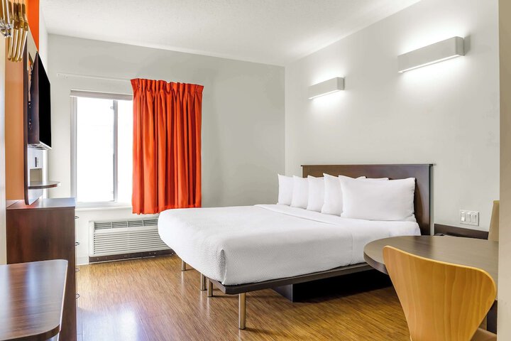 Room 20 of 25
