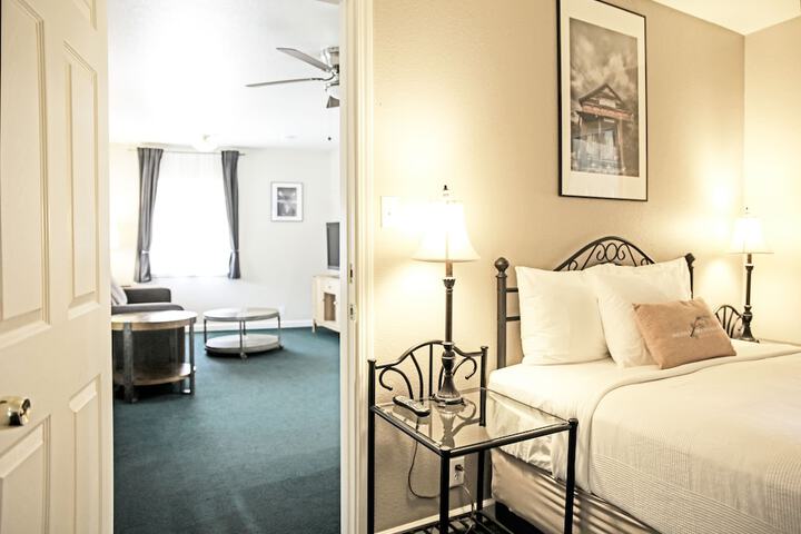 Room 63 of 100