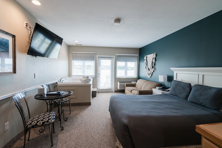 Room 63 of 102