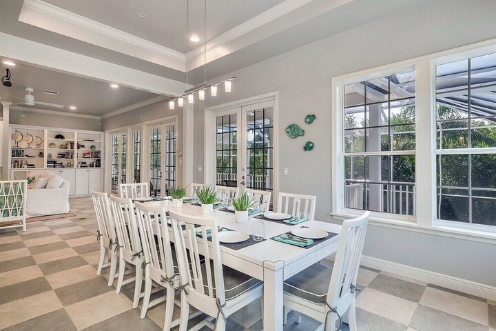 The Palm and Shell Captiva Island Private Luxury Home With Pool hot tub and Beach Access