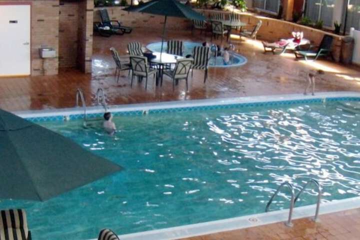 Pool 15 of 55