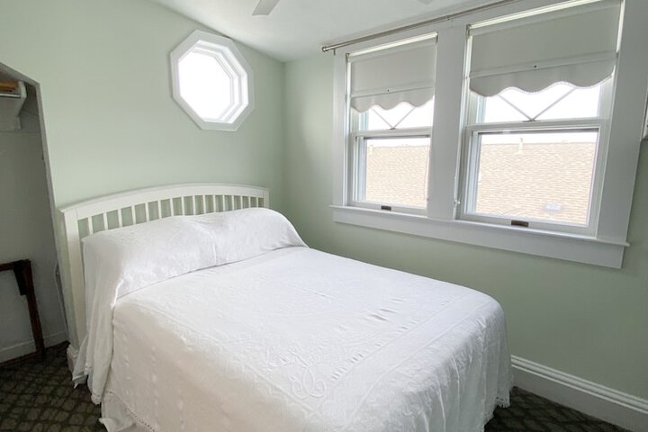 Room 288 of 468