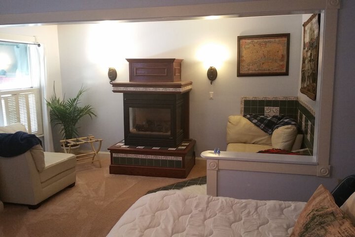 Room 14 of 78