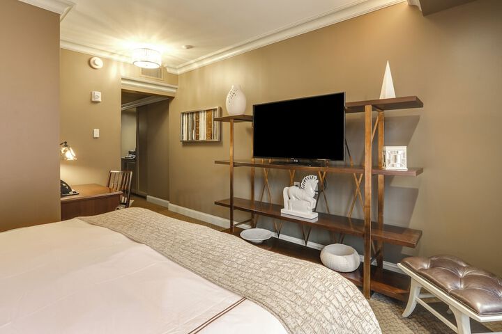 Room 58 of 108