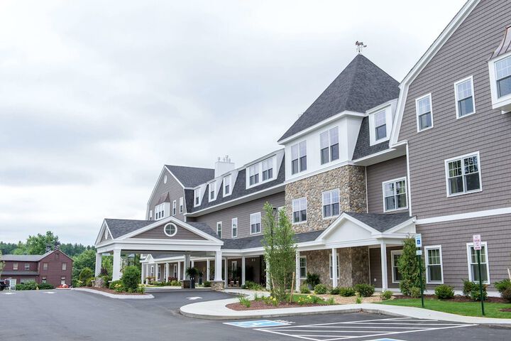 The Grand at Bedford Village Inn