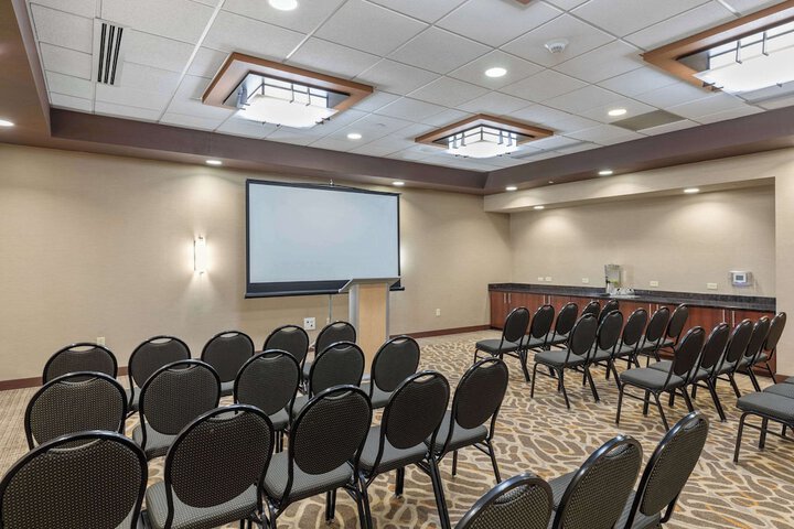 Cambria Hotel Plano Frisco