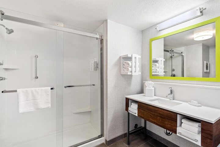 Hampton Inn & Suites Lathrop