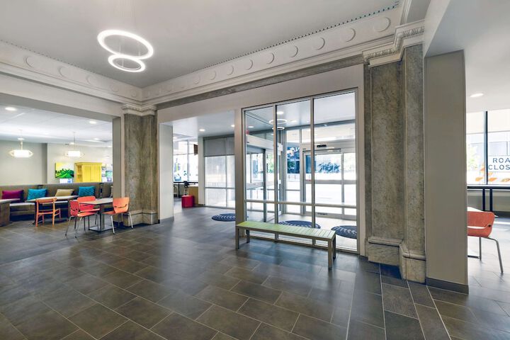 Hotel Interior 8 of 28