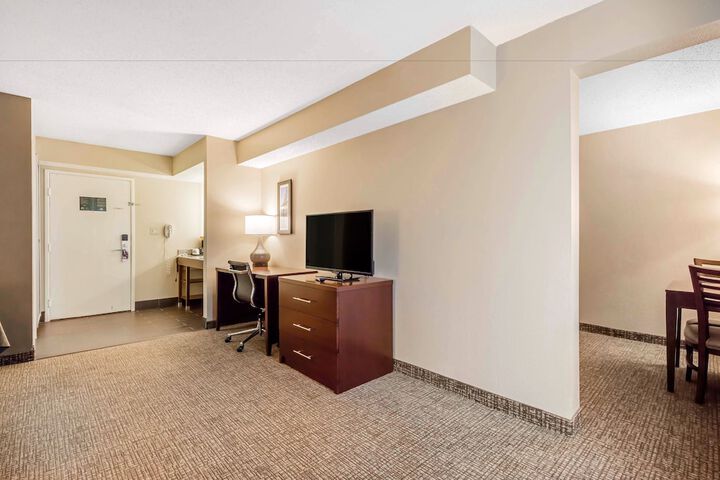 Room 21 of 51