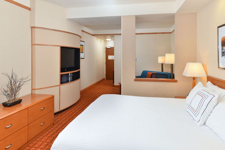 Room 53 of 61