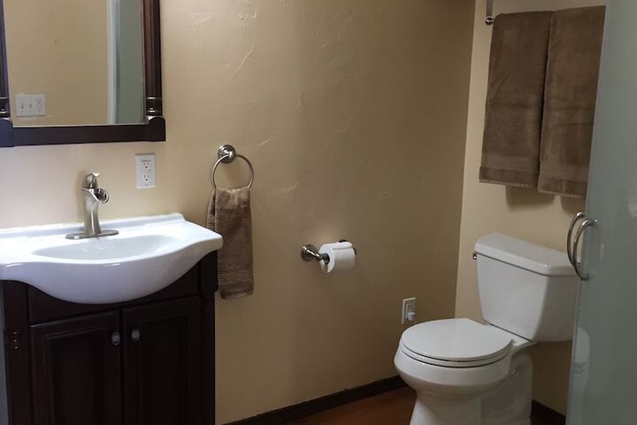 Room 17 of 46