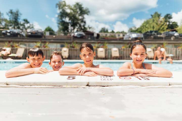 Pool 24 of 152