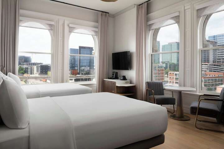 Room 30 of 131