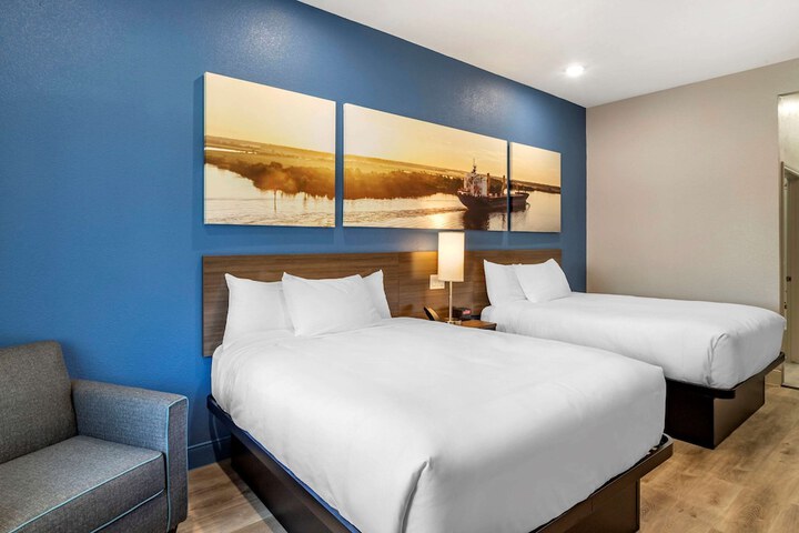 Room 21 of 50