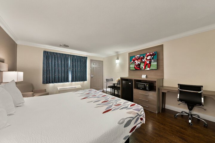 Red Roof Inn Los Angeles – Bellflower