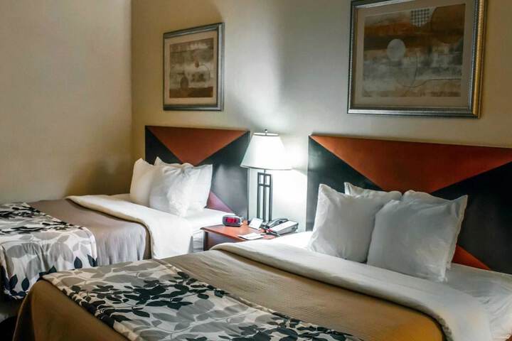Sleep Inn & Suites Redmond