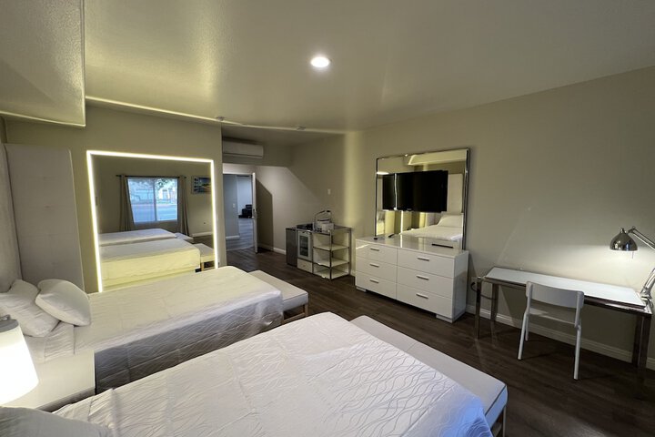 Aspire Inn & Suites Orange