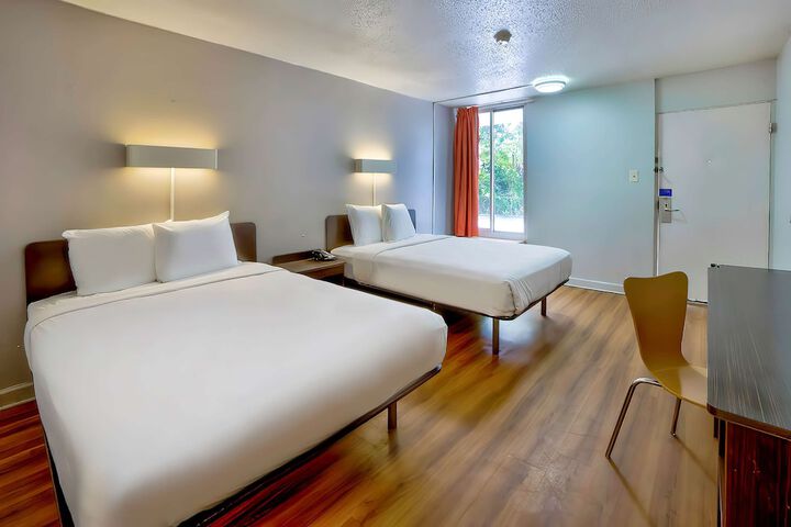 Room 31 of 40