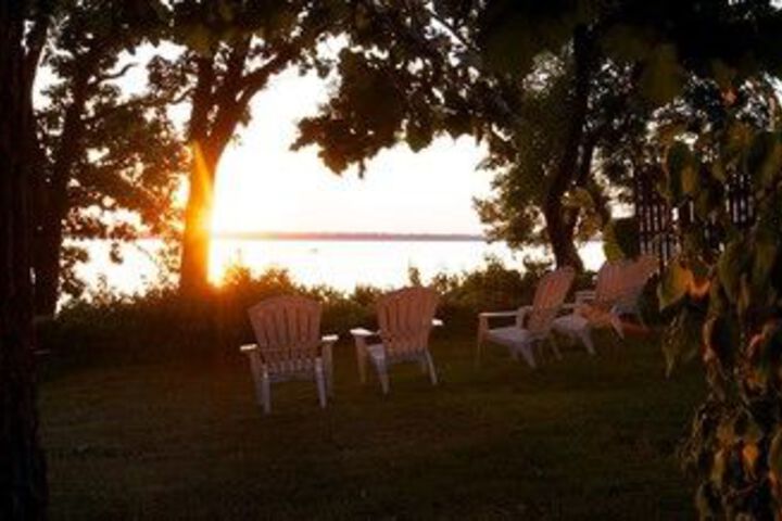 Spicer Castle Inn & Restaurant