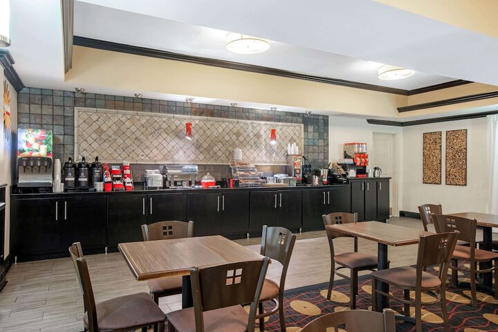 La Quinta Inn & Suites by Wyndham Conway