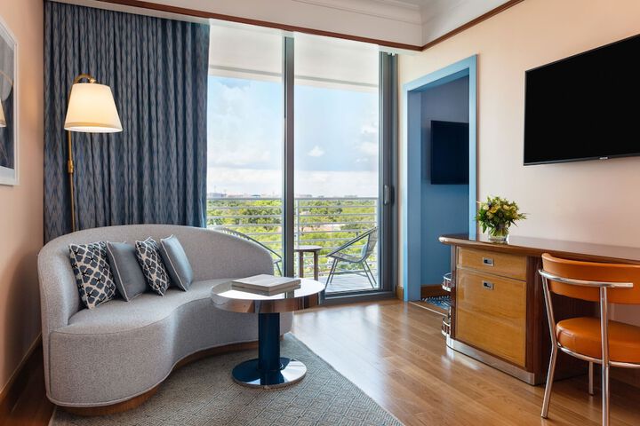 Room 48 of 73