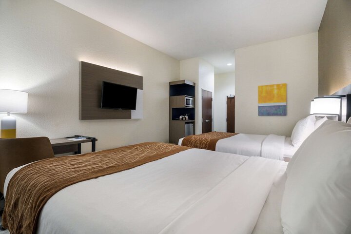 Room 26 of 59