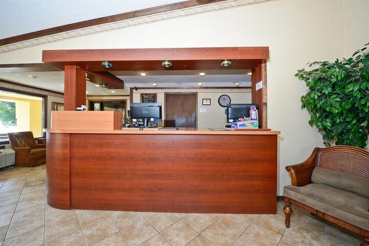 Hotel Interior 7 of 18