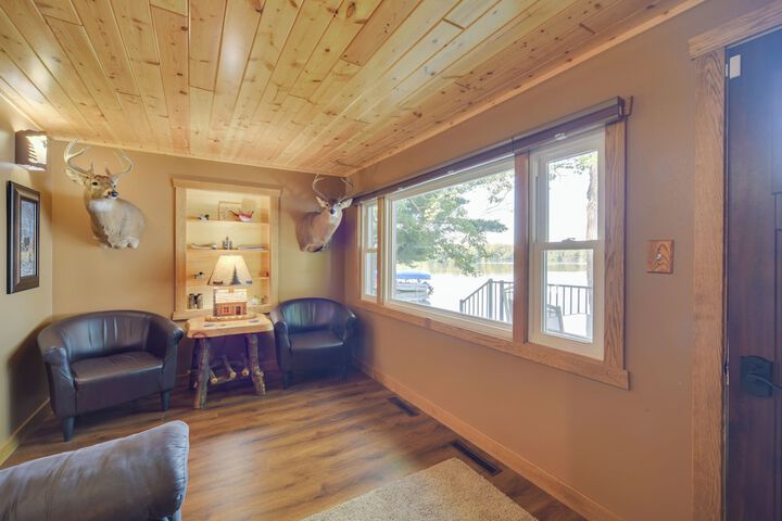Pet Friendly - Rice Lake Home w / Private Dock!