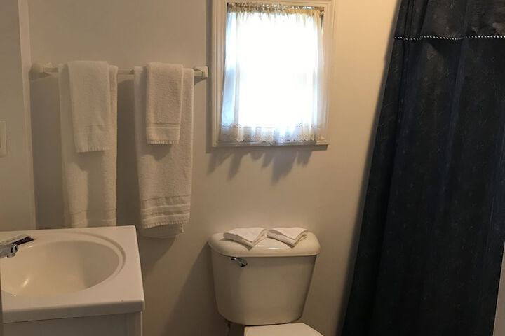 Northern Peaks Motor Inn