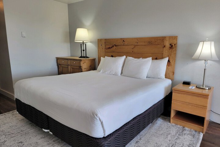 Room 40 of 127