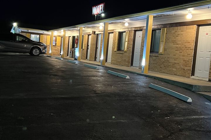 Hotel 6 of 17