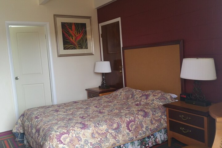 Room 44 of 71