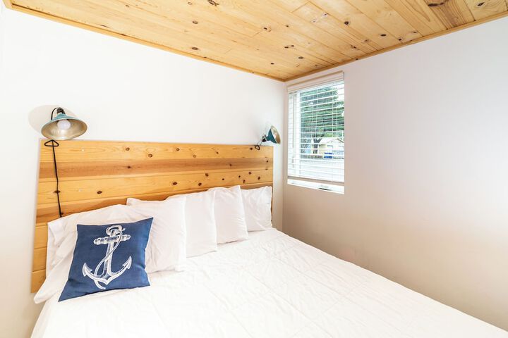 Terimore Bayfront Inn