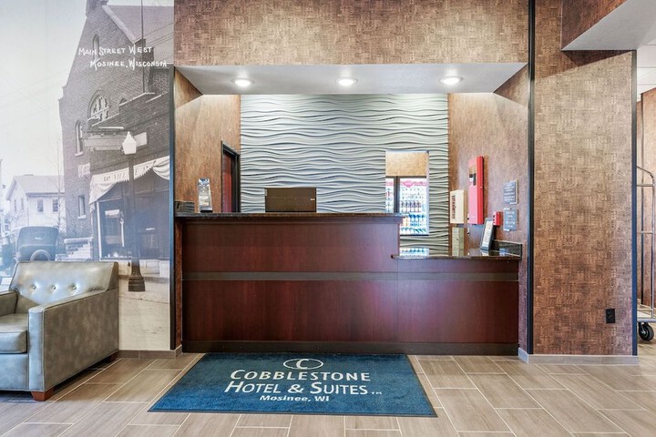 Hotel Interior 24 of 112