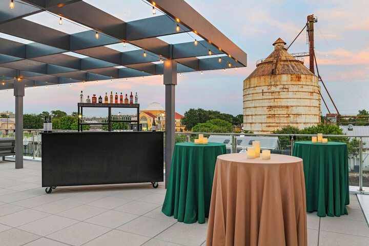 AC Hotel by Marriott Waco Downtown