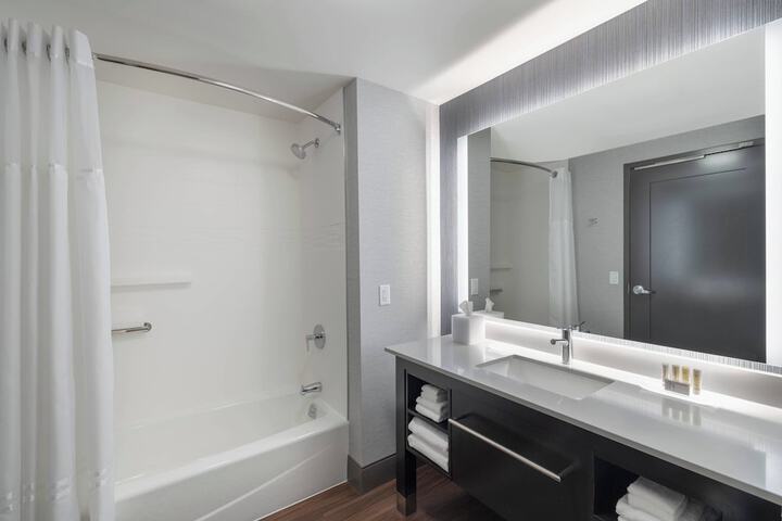 Room 15 of 31