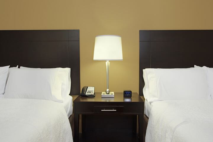 Room 20 of 33