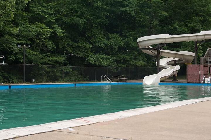 Pool 2 of 38