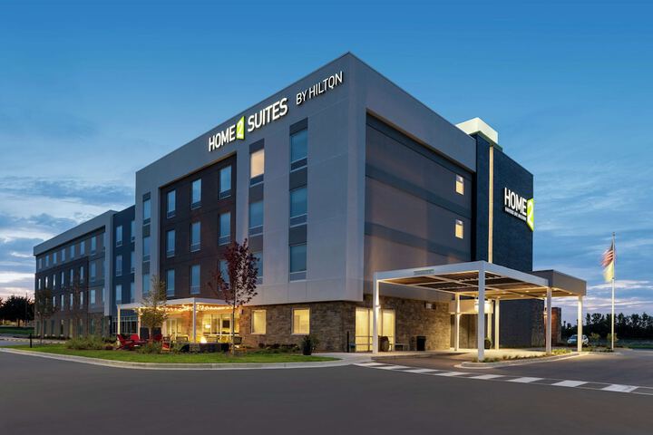Hotel 3 of 35