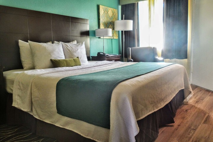Best Western Plus Deerfield Beach Hotel & Suites