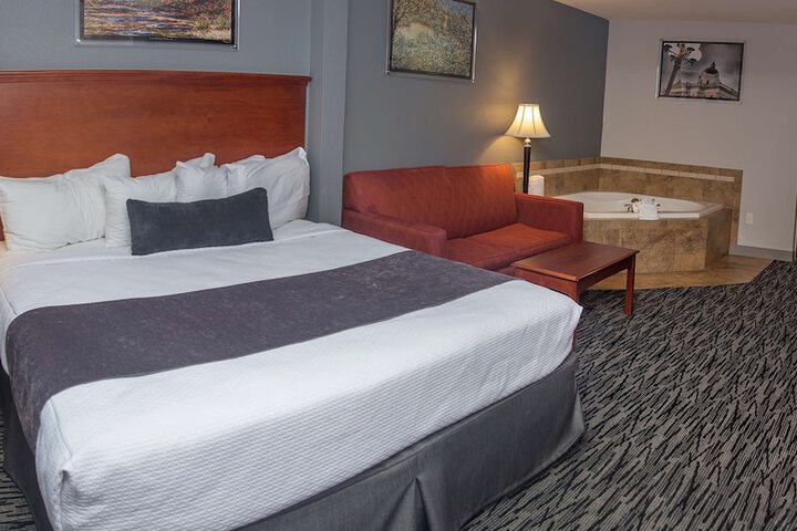 Room 13 of 26
