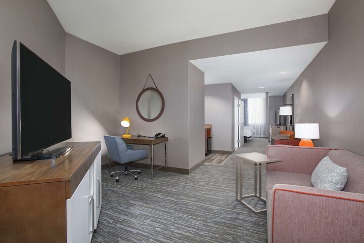 Room 33 of 59